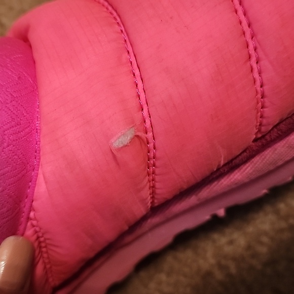 UGG LTA Tasman Thing Slippers - Picture 4 of 16